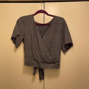 Abercrombie & Fitch tie-back tee